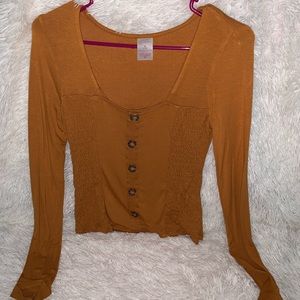 Women’s long sleeve shirt